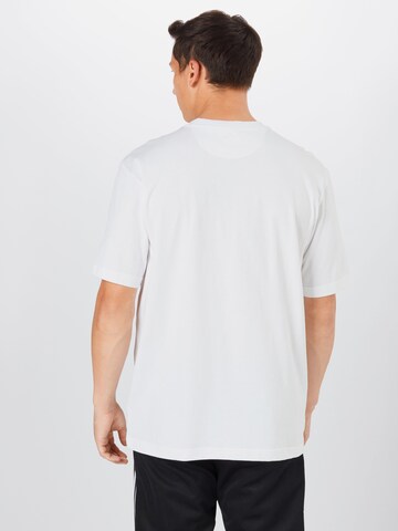 T-Shirt 'Trefoil' ADIDAS ORIGINALS en blanc