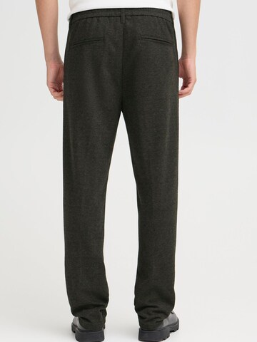 Casual Friday - Regular Calças chino ' CFMARC ' em preto