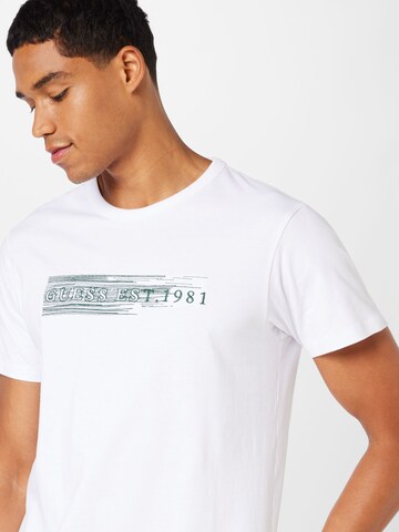 GUESS T-Shirt in Weiß