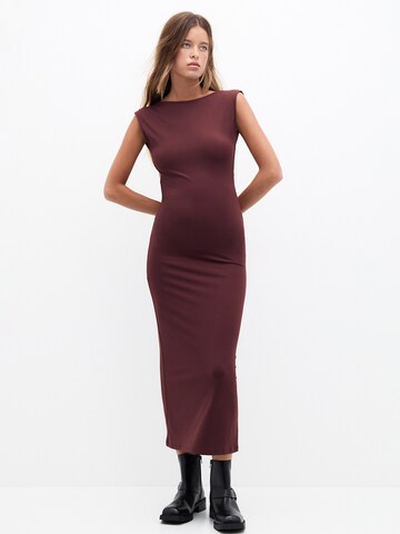 Pull&Bear Kleid in Rot: Vorderseite