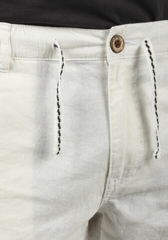 Tapered Pantaloni 'Lennik' di BLEND in bianco