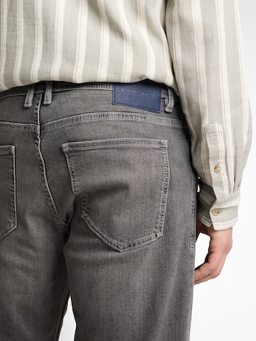 TOM TAILOR Normalny krój Jeansy 'JOSH' w kolorze szary