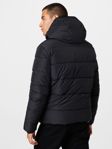 Veste d’hiver Superdry en noir