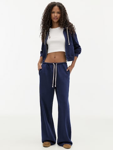 Pull&Bear Sweatjacke in Blau
