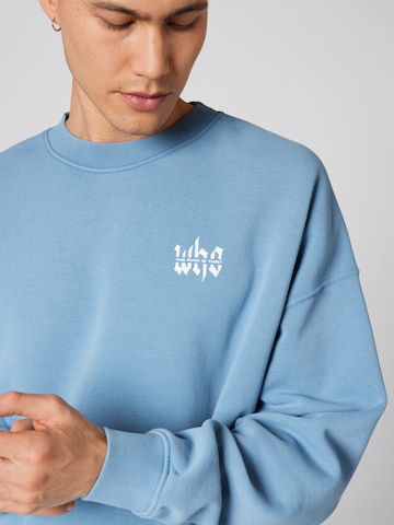 ABOUT YOU x Dardan Sweatshirt 'Jake' in Blue