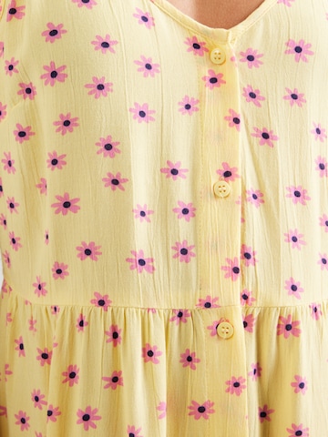 geltona PIECES Vasarinė suknelė 'PCEVIE'