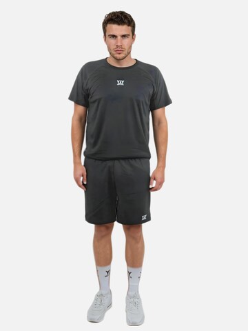 HEFTYKA Performance Shirt in Black