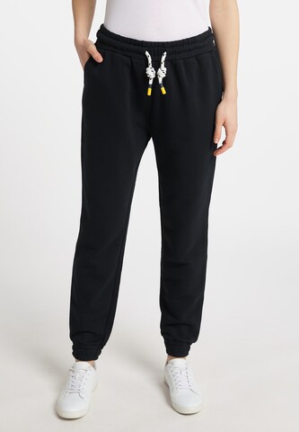 Schmuddelwedda Tapered Trousers in Black: front