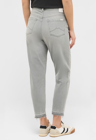 MUSTANG Loosefit Jeans 'Charlotte' in Grau