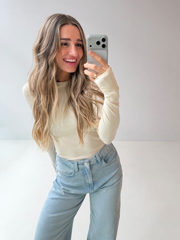 Tatiana Zidekova Μπλουζάκι σε μπεζ