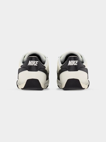 Sneaker low 'Sprint Sister 2026' de la Nike Sportswear pe bej