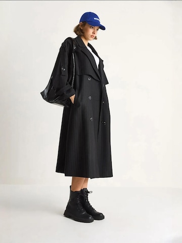 Bianco Lucci Tussenmantel in Zwart