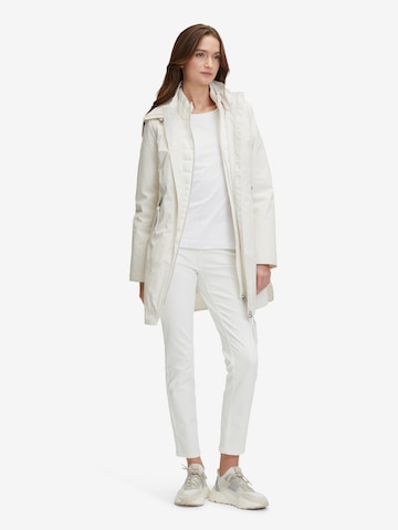 Veste mi-saison Betty Barclay en blanc