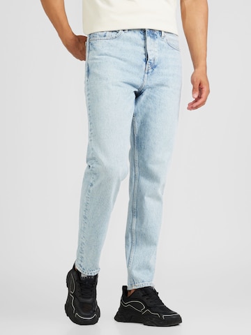 Tommy Jeans Regular Jeans 'Isaac' in Blau: Vorderseite