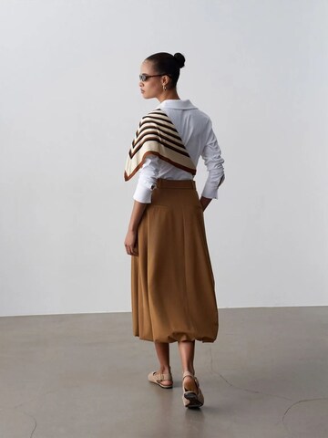 Dilvin Skirt in Brown