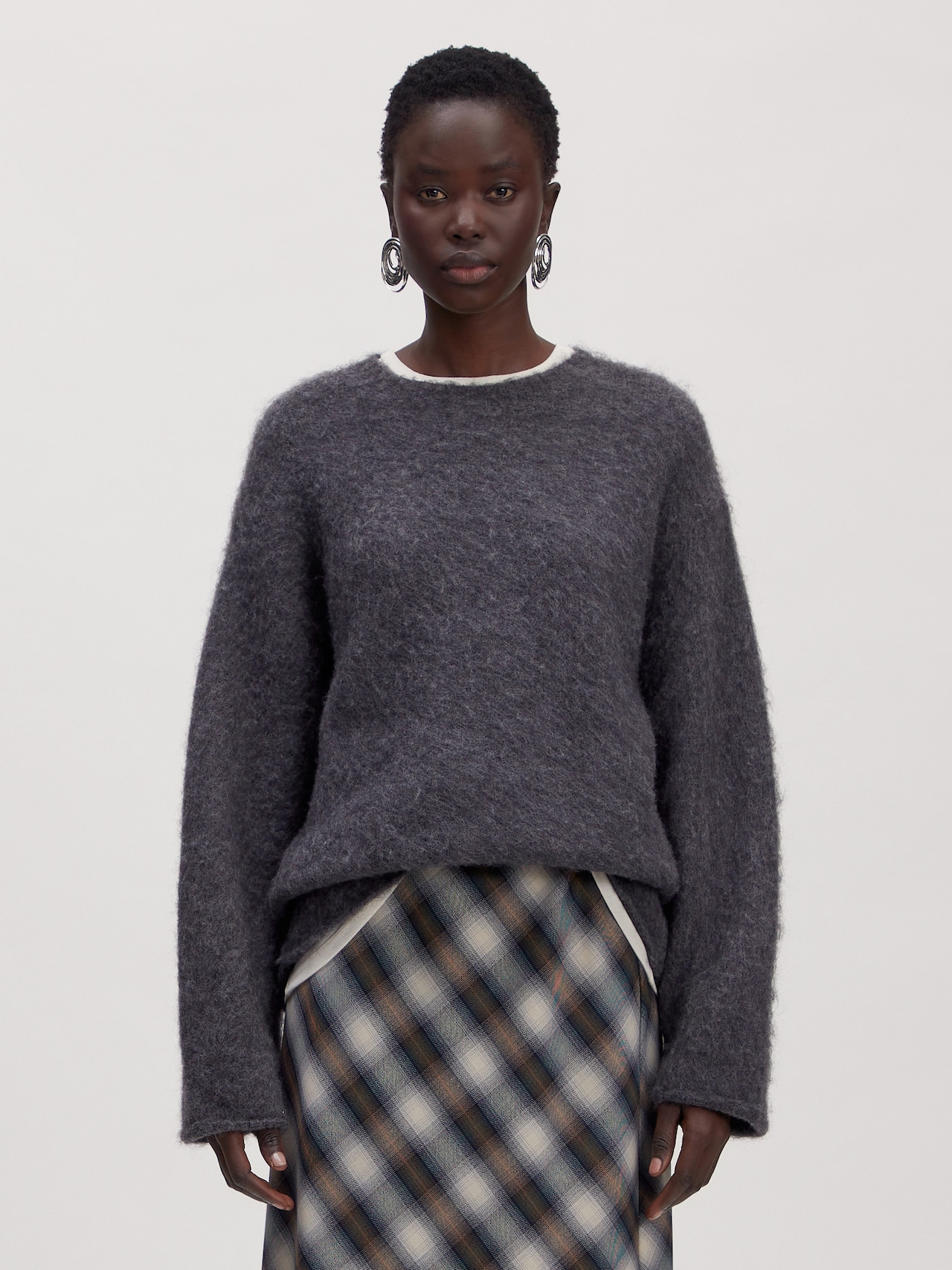 EDITED Trui 'Harriet' Grijs