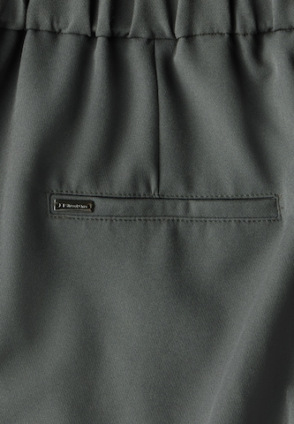 STREET ONE Loose fit Pants in Green