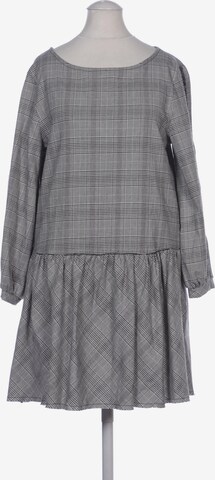 Maryley Dress in S in Grey: front