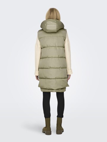 Gilet 'ONLNew Nora' ONLY en gris