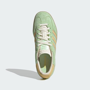 ADIDAS ORIGINALS Matalavartiset tennarit 'Gazelle' värissä vihreä