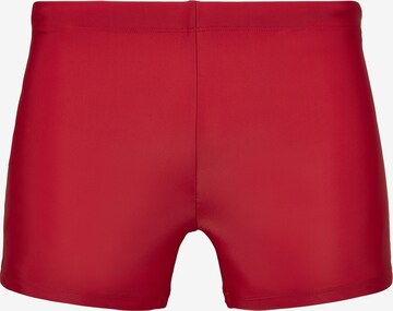 Pantaloncini da bagno di Urban Classics in rosso: frontale