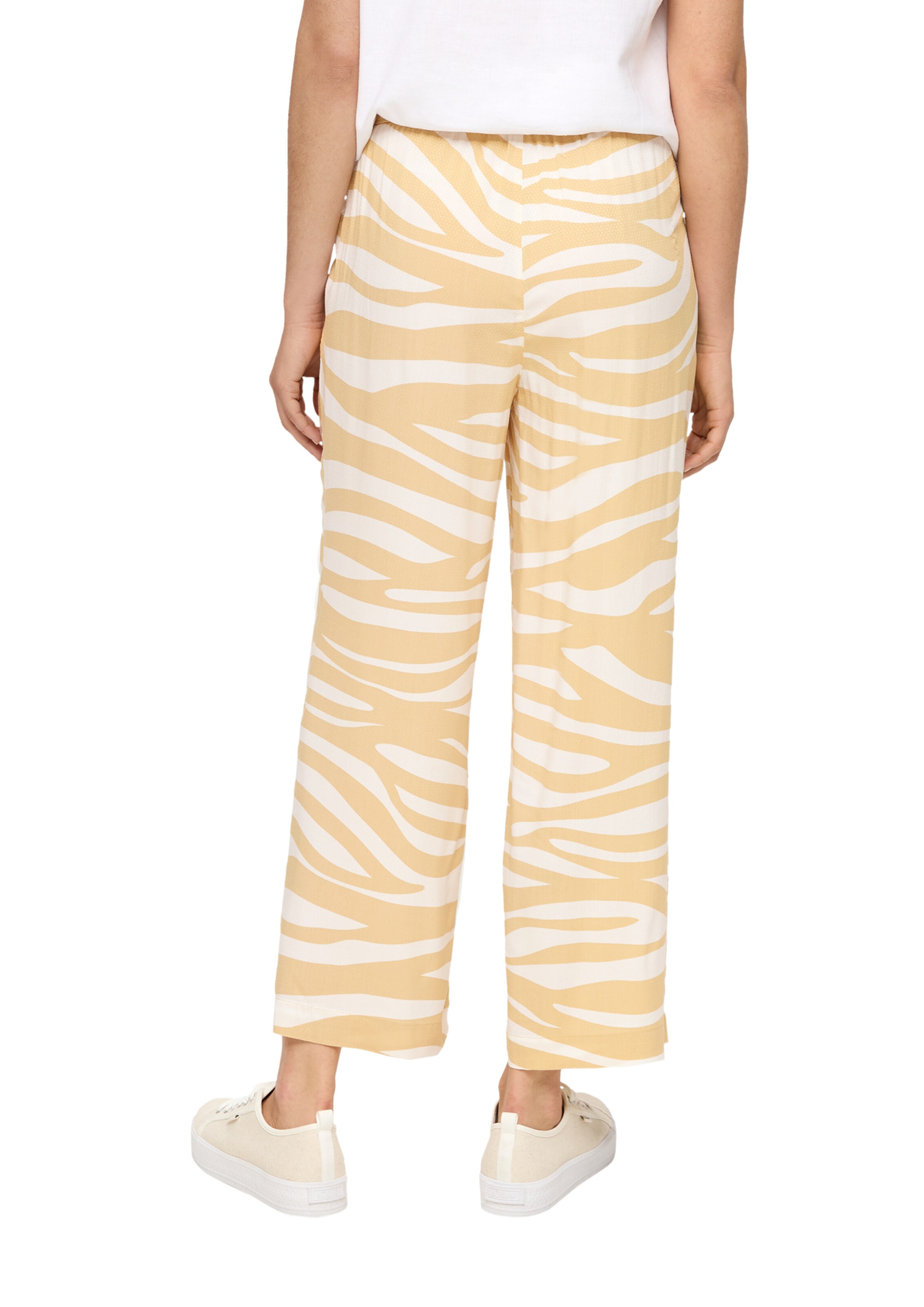 s.Oliver Wide Leg Hose in Beige