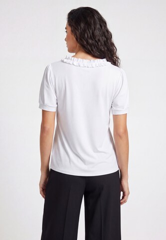 usha BLACK LABEL - Blusa en blanco