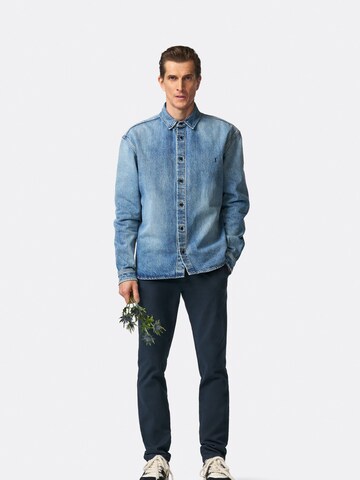 Coupe slim Pantalon chino 'Lupus' MMX Germany en bleu