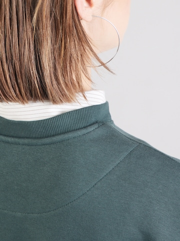 WEEKDAY Sweatshirt 'Essence Standard' i grön