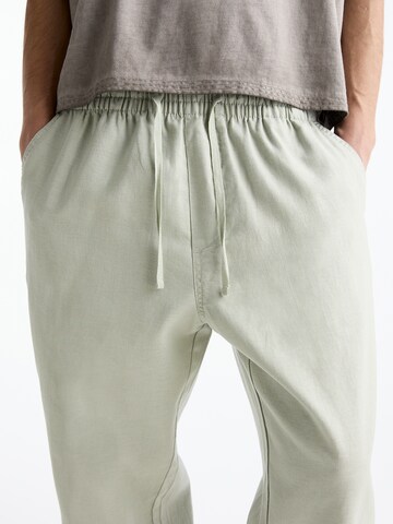 Loosefit Pantalon Pull&Bear en vert