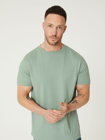 DAN FOX APPAREL Regular Fit T-Shirt 'Piet' in Grün: predná strana