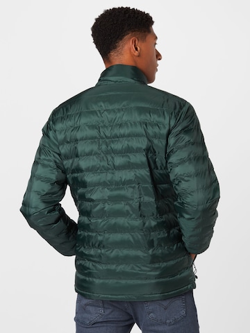LEVI'S ®Regular Fit Zimska jakna 'Presidio Packable Jacket' - zelena boja