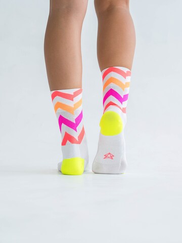 INCYLENCE Sportsocken 'WAVES' in Orange