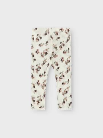 NAME IT Skinny Legíny 'NBFWang' – bílá