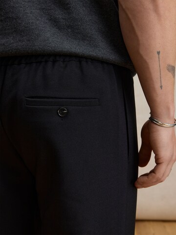 DAN FOX APPAREL tavaline Püksid 'Gregor', värv must