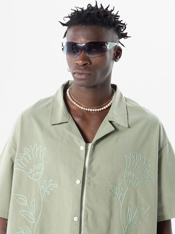 VAMOS CLO Comfort fit Button Up Shirt in Green