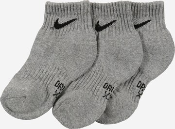 Nike Sportswear Socks in Grey: front