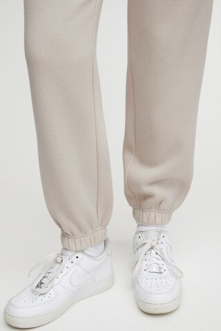 Regular Pantalon 'Sandie' Oxmo en beige