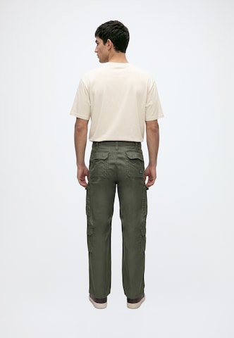 Regular Pantalon cargo Vintage Industries en vert