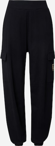 EA7 Emporio Armani Tapered Gargohousut värissä musta: etupuoli