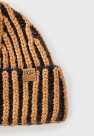 UGG Muts in Zwart: voorkant