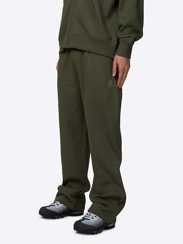 Loosefit Pantaloni di Good For Nothing in verde