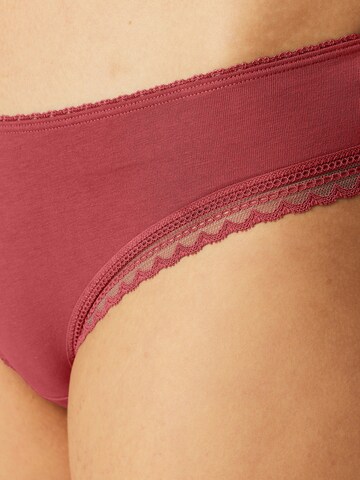 SCHIESSER String in Red