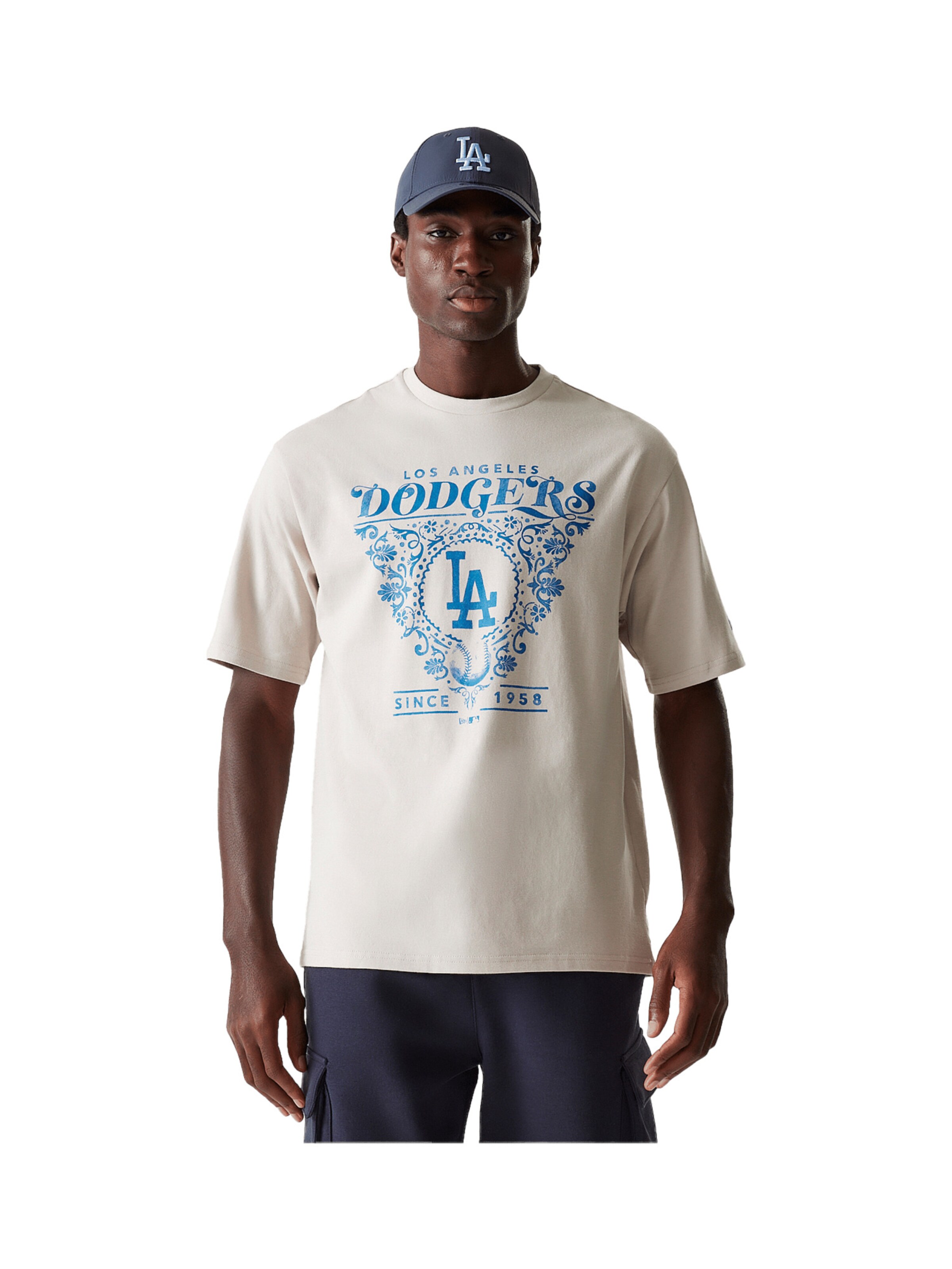 NEW ERA T-Shirt in Beige: Vorderseite