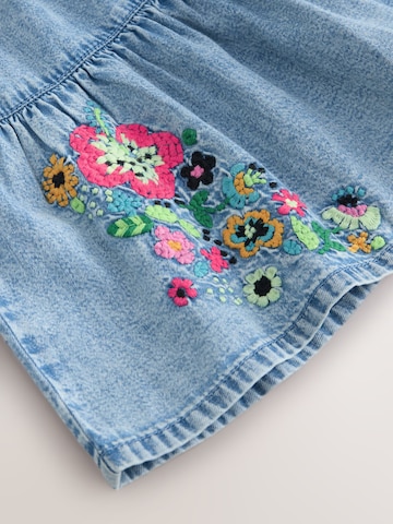 Rochie de la Next pe albastru