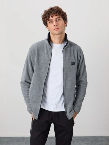 Tommy Life Fleece jacket in Grey