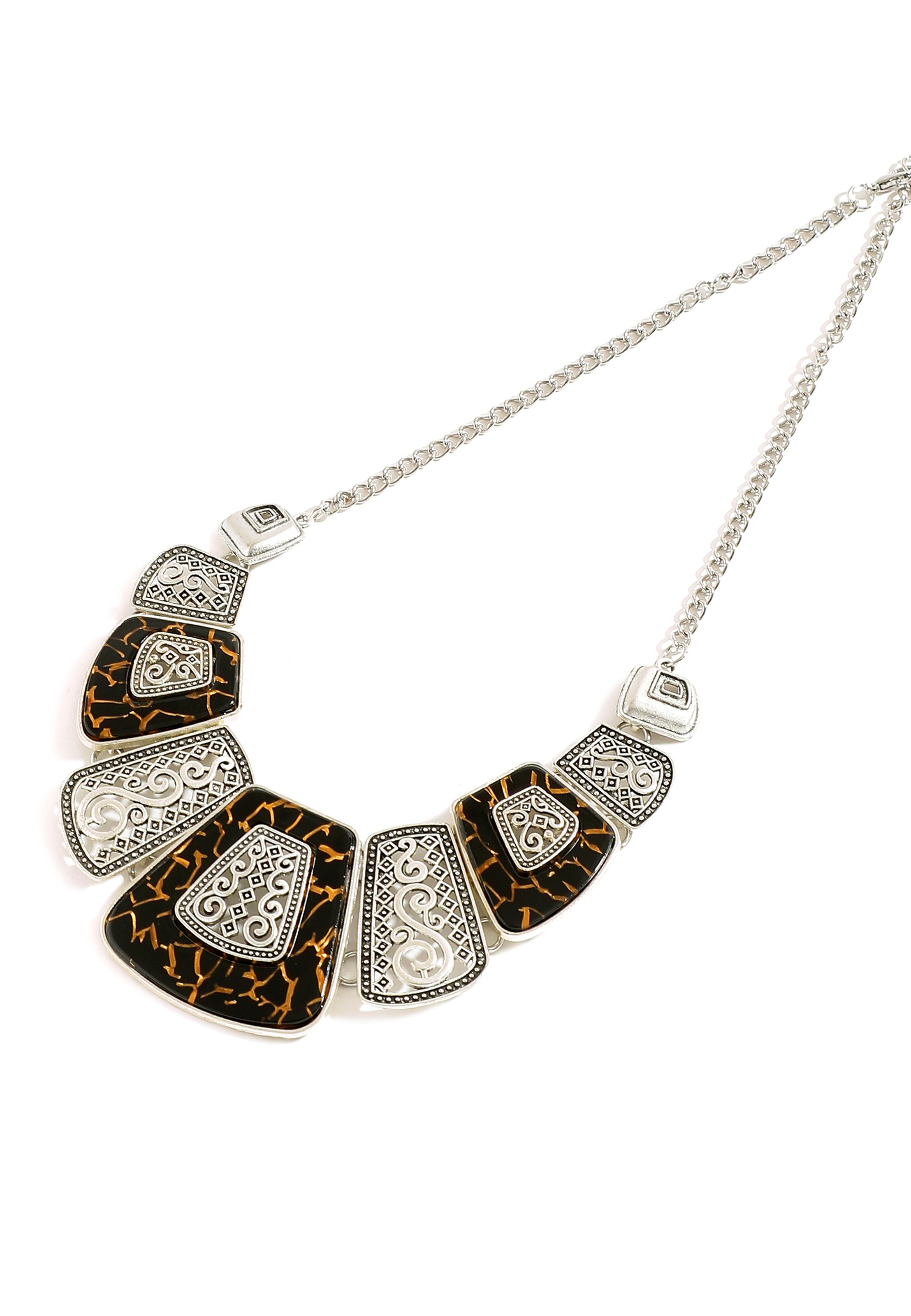 SOHI Kette 'Alana' in Schwarz: Vorderseite