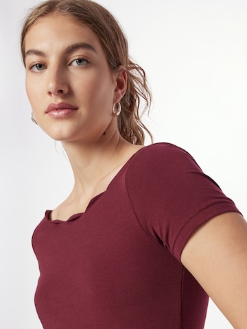 ABOUT YOU Shirt 'Charlotta' in Red