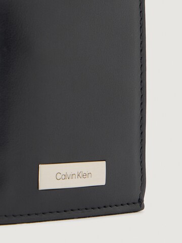 Calvin Klein Case 'PLAQUE' in Black