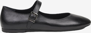 Desa Ballerina in Schwarz: Vorderseite